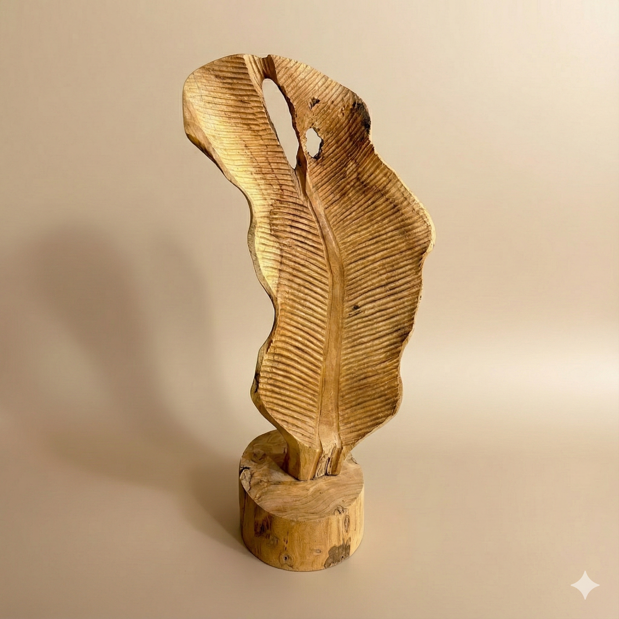 Déco Sculpture Feuille en Teck (CH155)